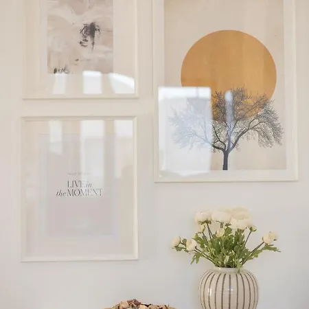 Purple Luxury By Bookinghost Appartement Warschau