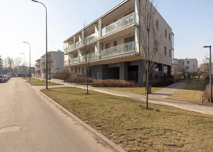 Purple Luxury By Bookinghost *